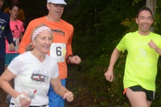 Donut_Run-141012-047-crp-1024pix.JPG